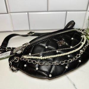 NWT Badgley Mischka Quilted Vegan Leather Fanny Pack w/pearls and chains.